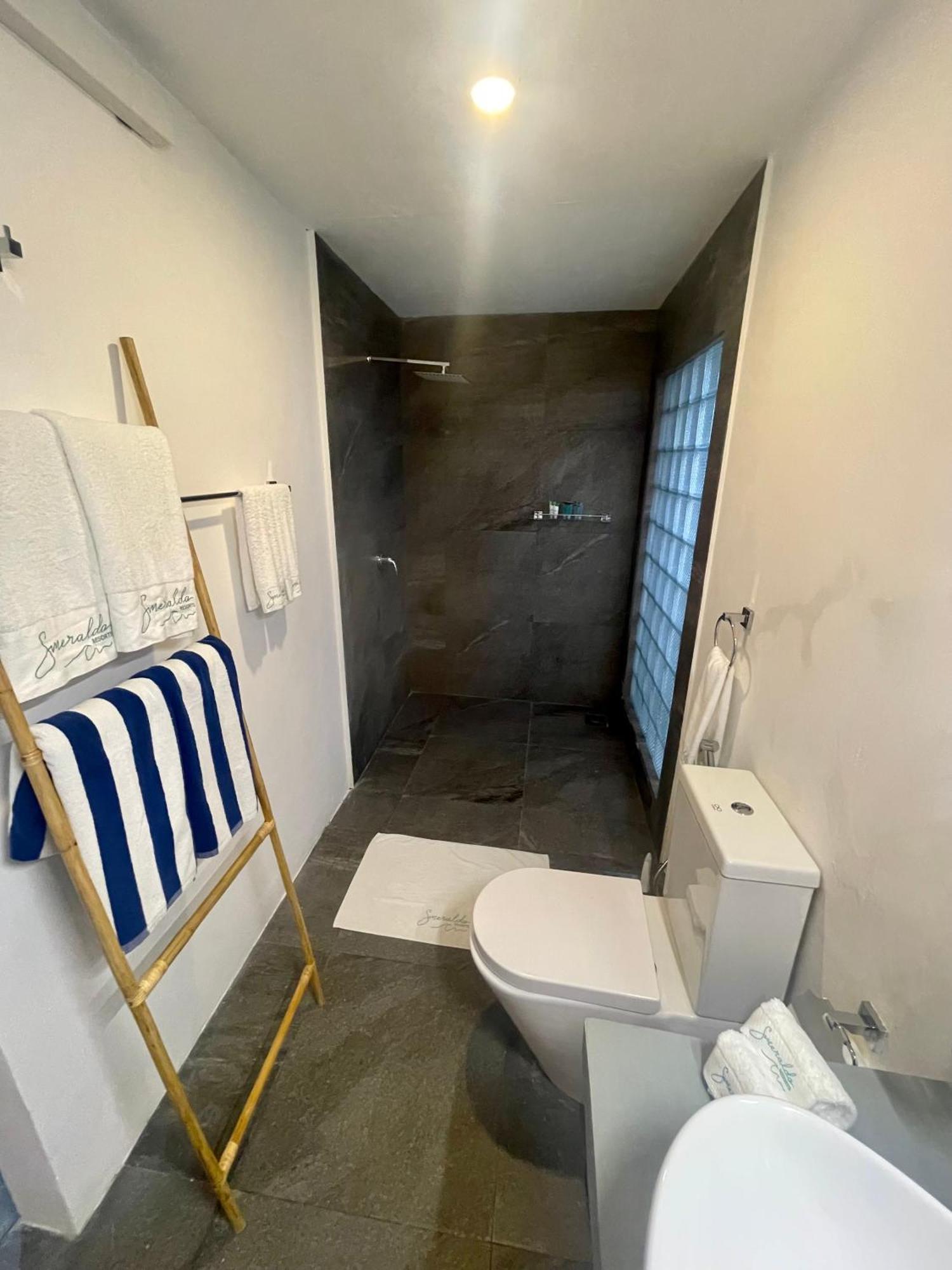 Casa Smeralda Dikwella Ngoại thất bức ảnh