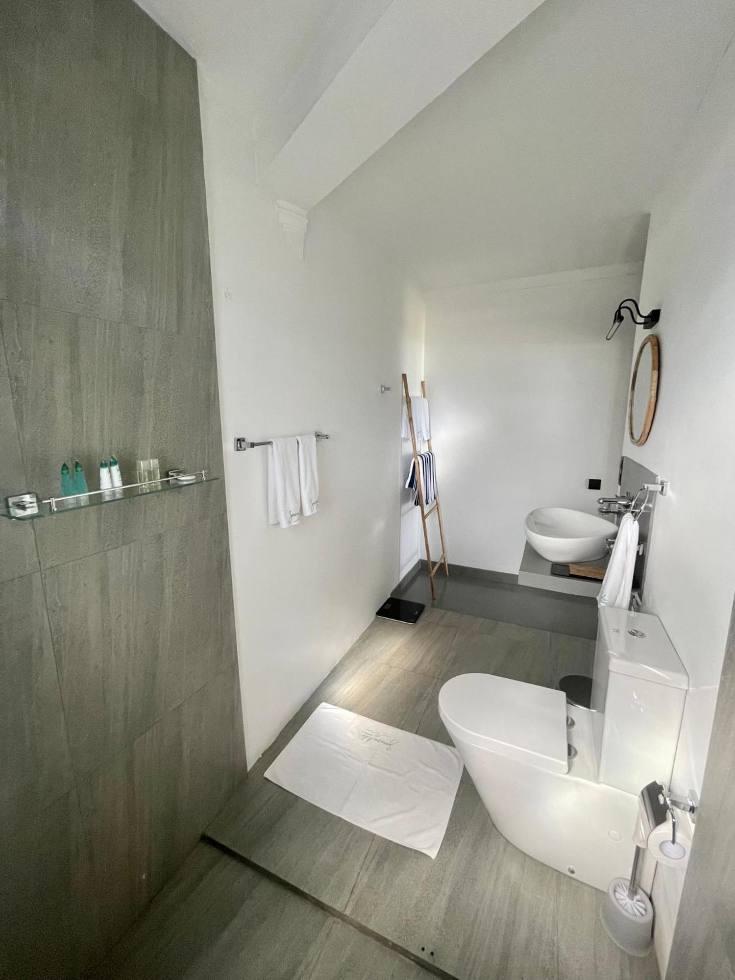 Casa Smeralda Dikwella Ngoại thất bức ảnh