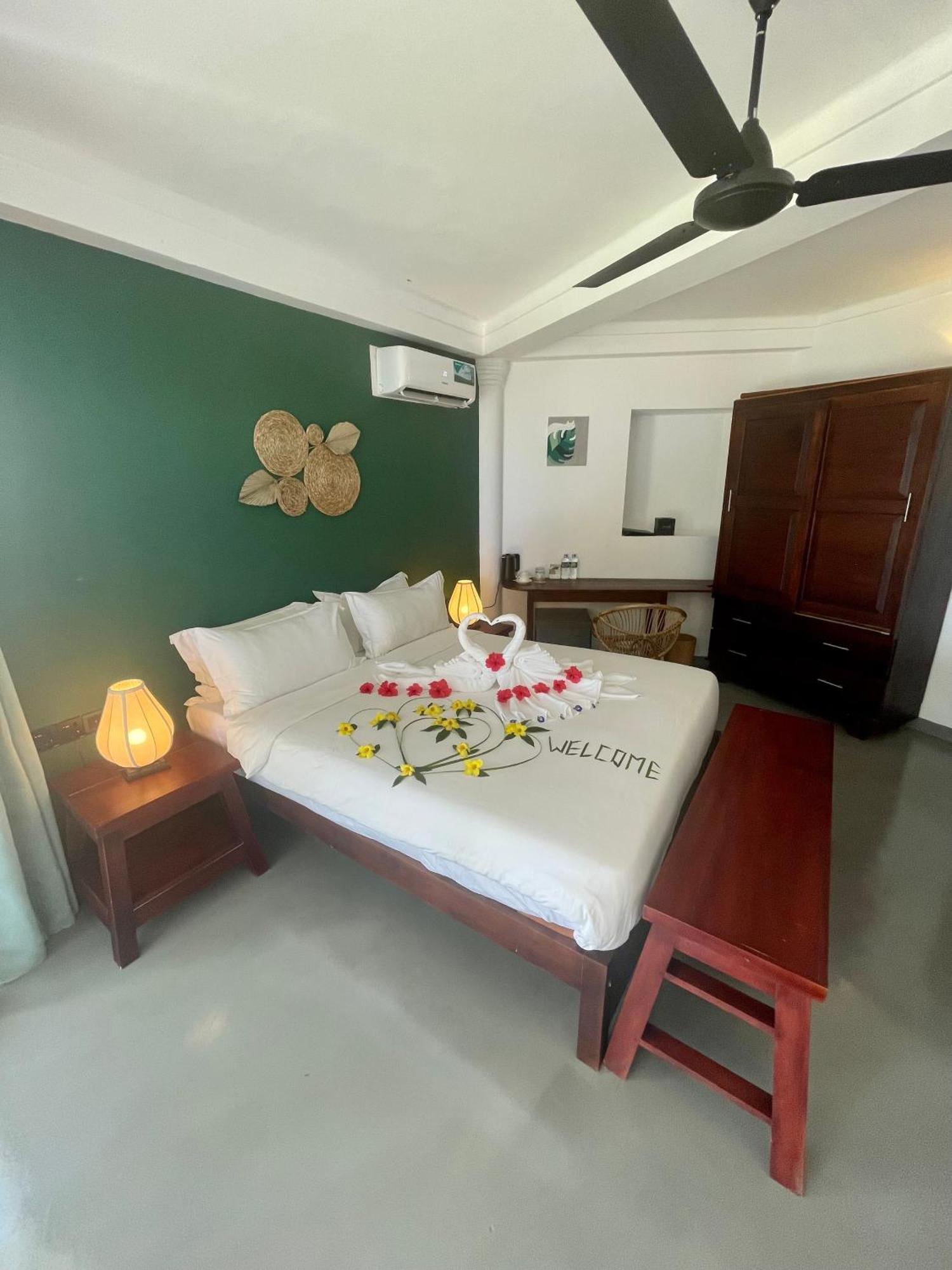 Casa Smeralda Dikwella Ngoại thất bức ảnh